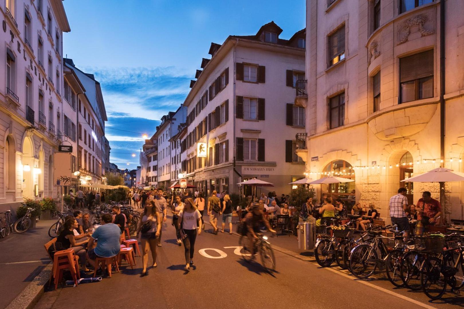 Special Einstein II Apartment Basel, Messe Kleinbasel 10-Star Εξωτερικό φωτογραφία