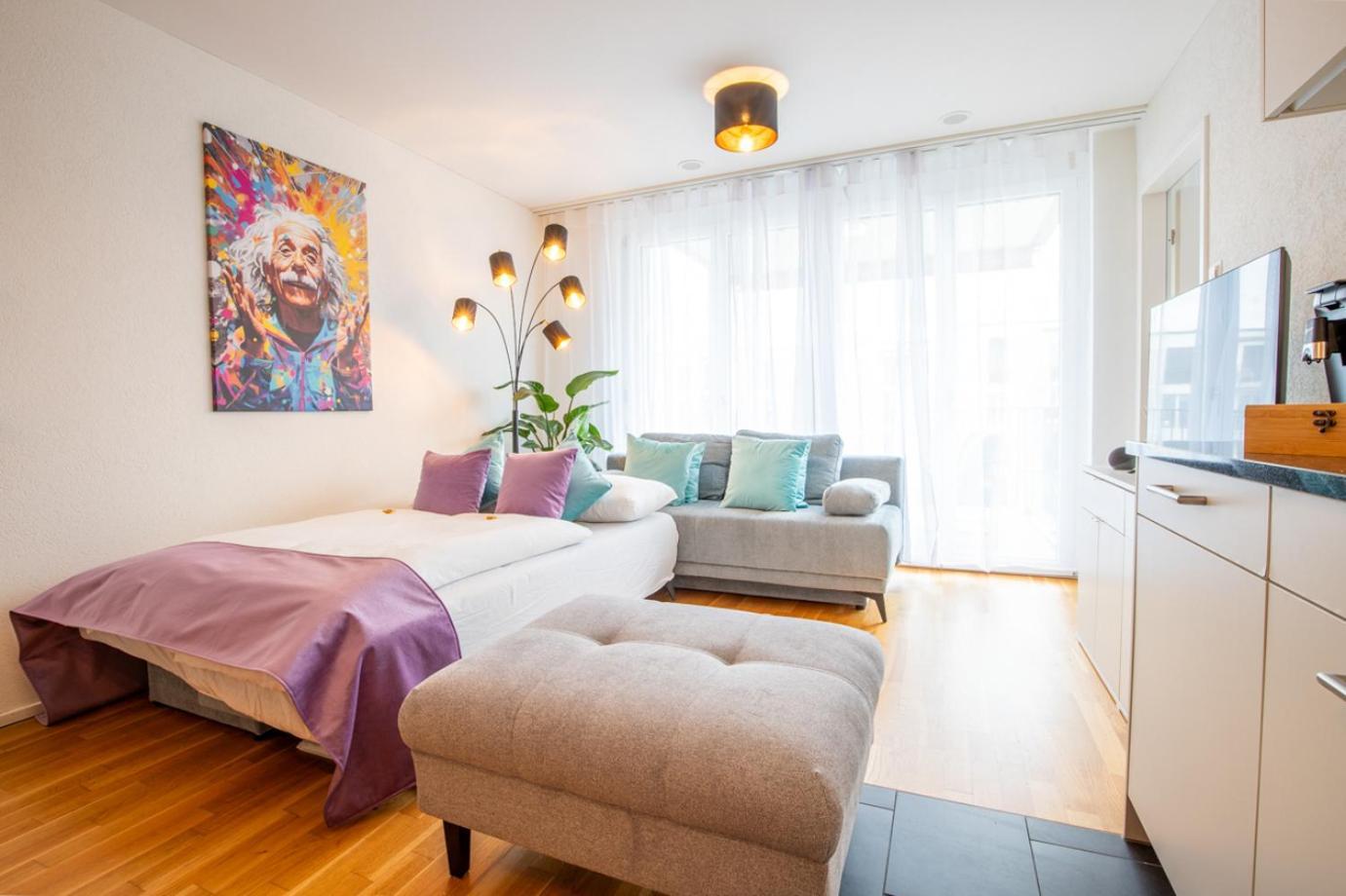 Special Einstein II Apartment Basel, Messe Kleinbasel 10-Star Εξωτερικό φωτογραφία